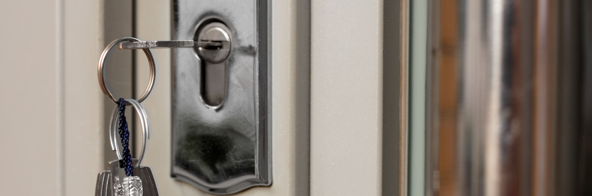 Saiba como trocar a fechadura da porta