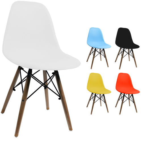 Cadeira Pequena Charles Eames com Pés de Madeira