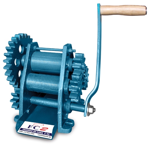 Engenho Manual para Moer Cana Capacidade de 20 Litros por Hora - C60